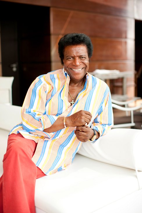 ROBERTO BLANCO